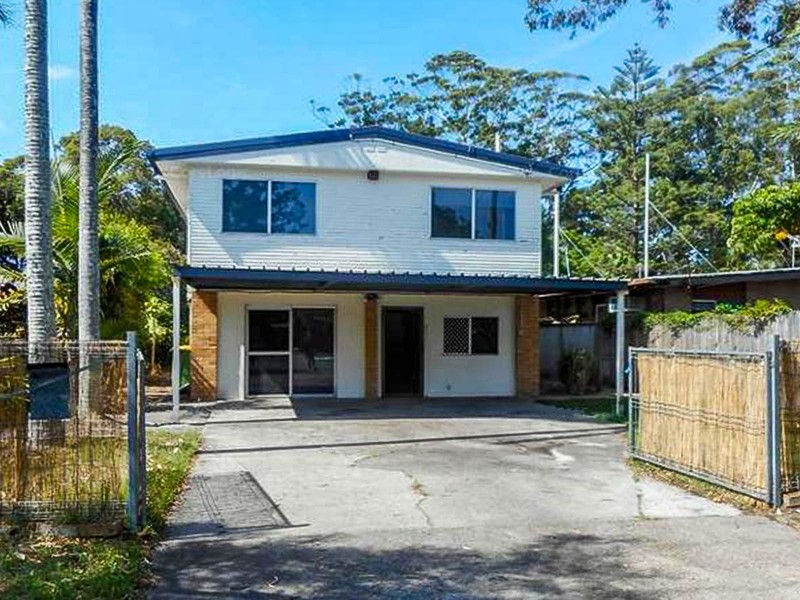 32 Turana Street, Coombabah QLD 4216