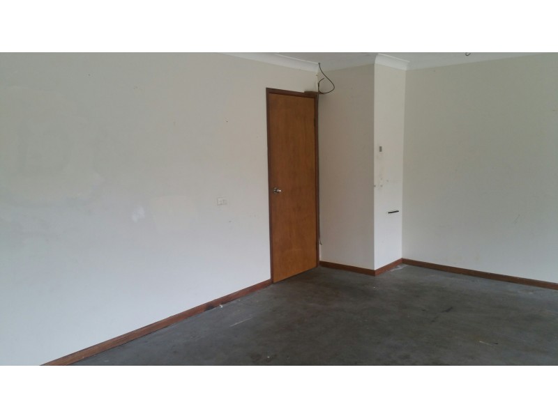 23 Loweana Street, Southport QLD 4215