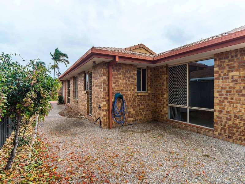 2/7 Maiala Close, Paradise Point QLD 4216