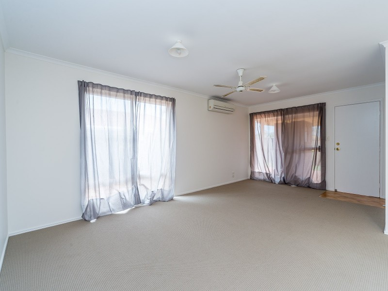 2/7 Maiala Close, Paradise Point QLD 4216