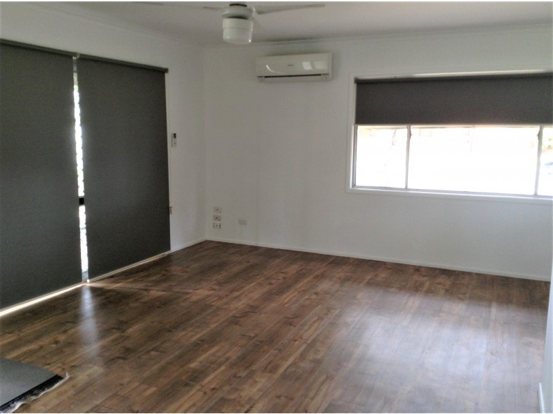 13 Milton Avenue, Paradise Point QLD 4216