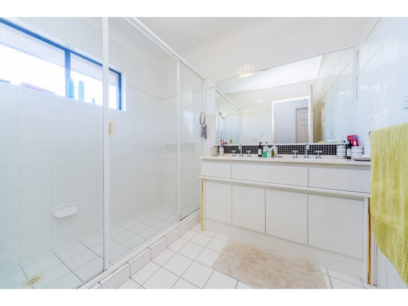 145 Bayview Street, Runaway Bay QLD 4216