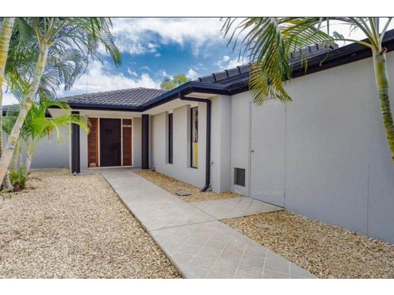 40 Morala Avenue, Runaway Bay QLD 4216