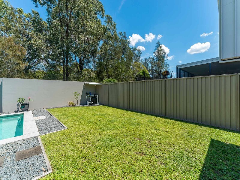 7 Fleetwood Court, Helensvale QLD 4212