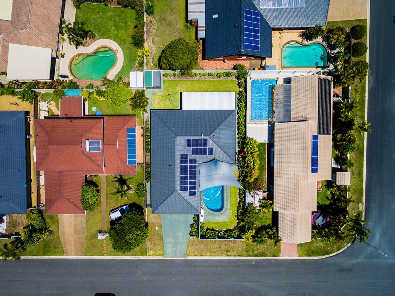 12 Hyacinth Avenue, Hollywell QLD 4216