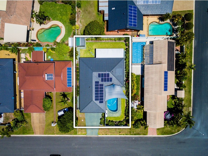 12 Hyacinth Avenue, Hollywell QLD 4216