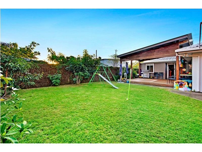 10 Bluegum Avenue, Hollywell QLD 4216