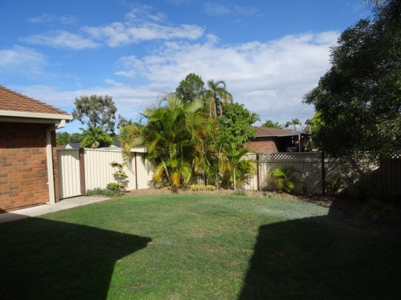 2/19 Marsupial Drive, Coombabah QLD 4216