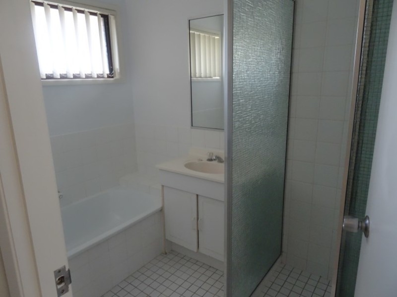 2/19 Marsupial Drive, Coombabah QLD 4216