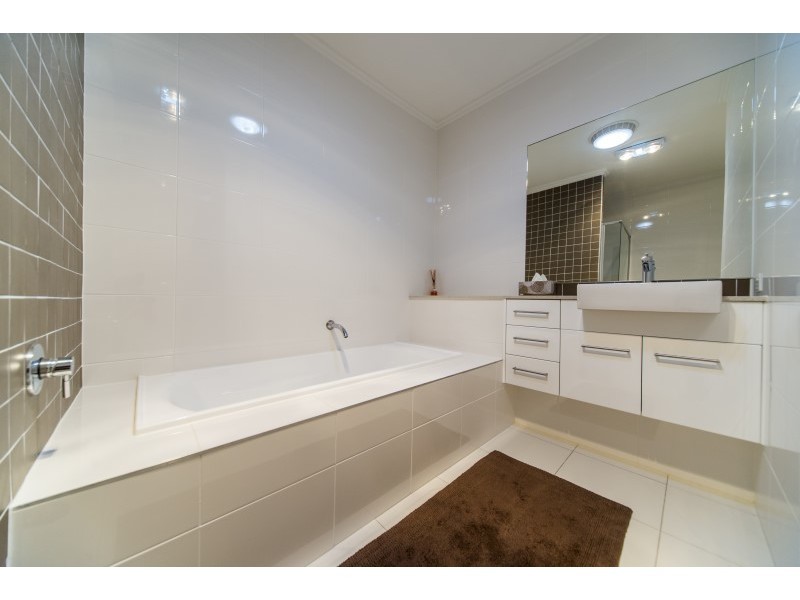 42/1 Manacor Place, Coombabah QLD 4216