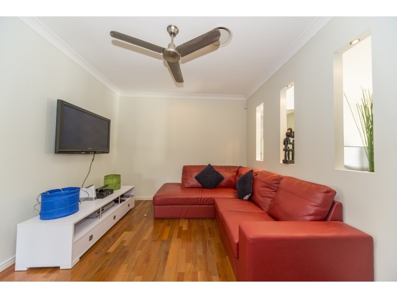 19 Manacor Place, Coombabah QLD 4216