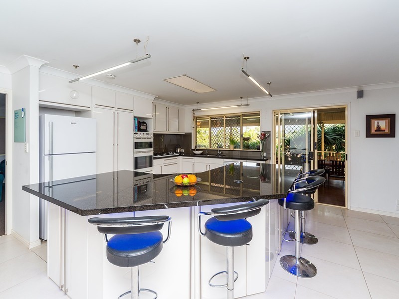 8 Stadler Court, Parkwood QLD 4214