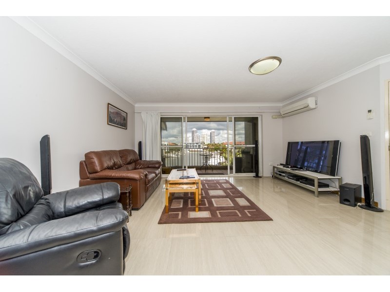 51/22 Jennifer Avenue, Runaway Bay QLD 4216