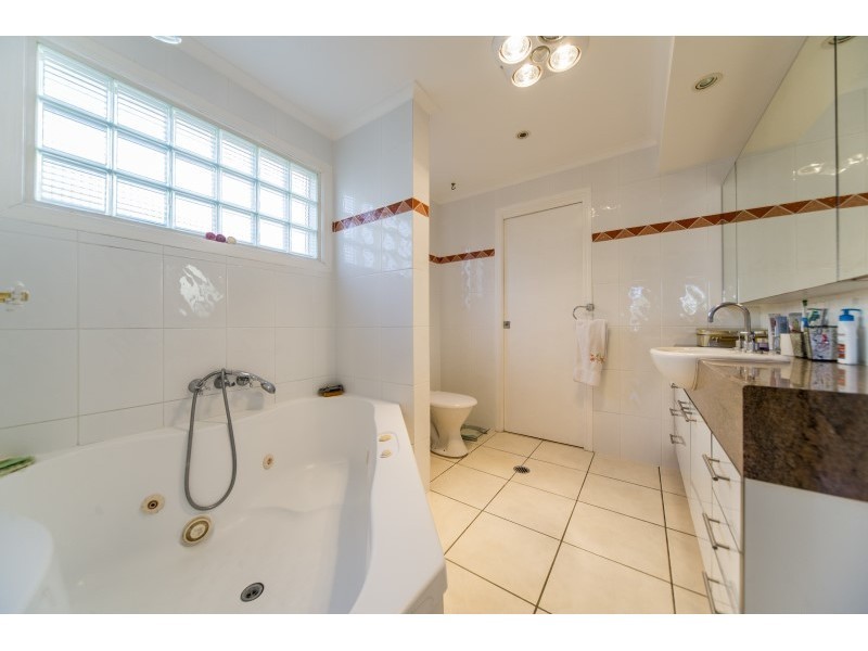 2/20 Possum Crescent, Coombabah QLD 4216
