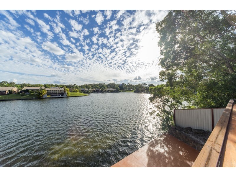 2/20 Possum Crescent, Coombabah QLD 4216