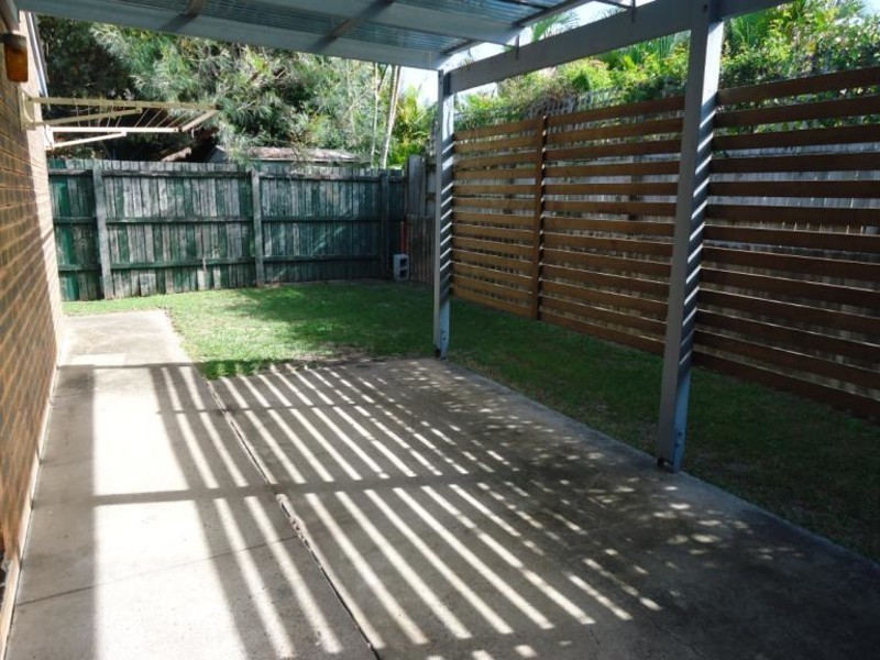 2/13 Mallard Avenue, Paradise Point QLD 4216