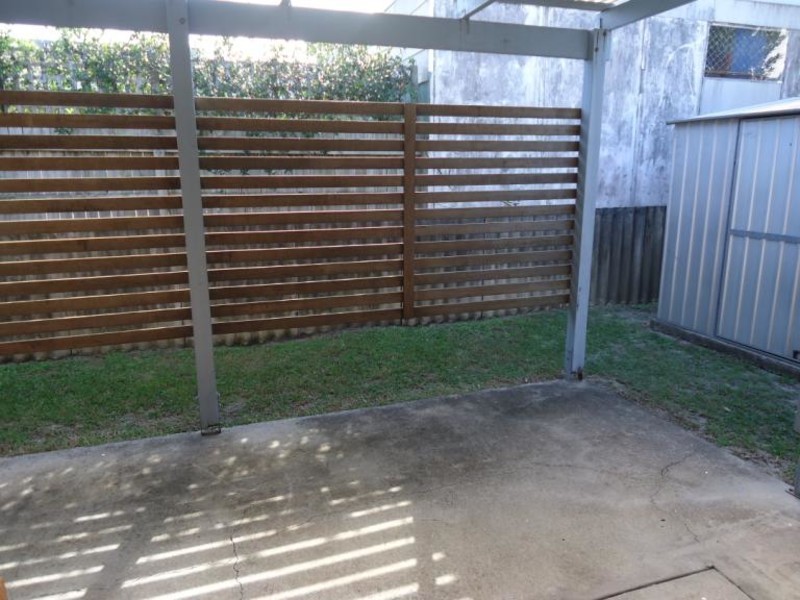 2/13 Mallard Avenue, Paradise Point QLD 4216