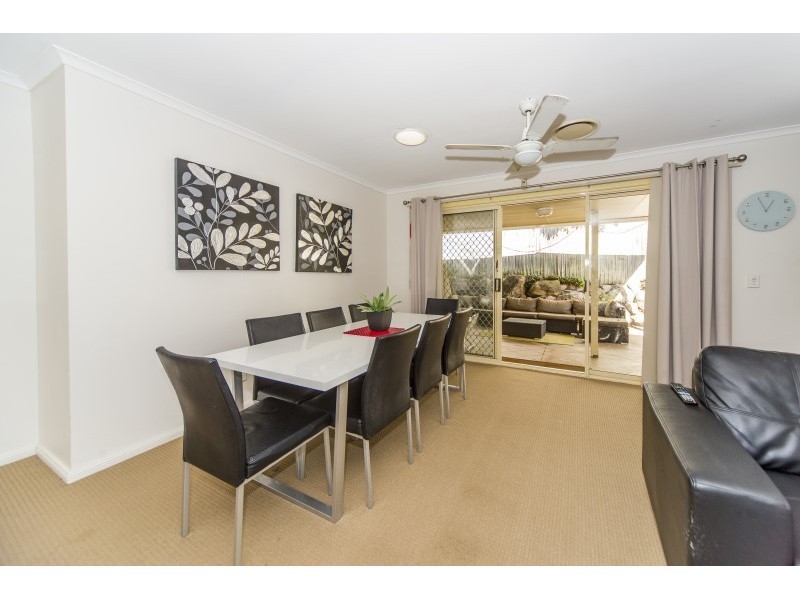 1/414 Pine Ridge Road, Coombabah QLD 4216