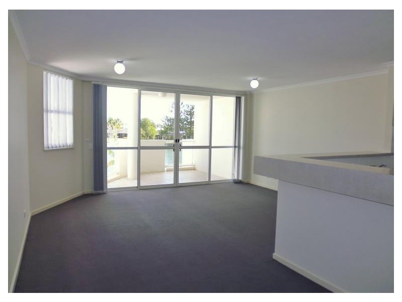 16/52 Back Street, Biggera Waters QLD 4216