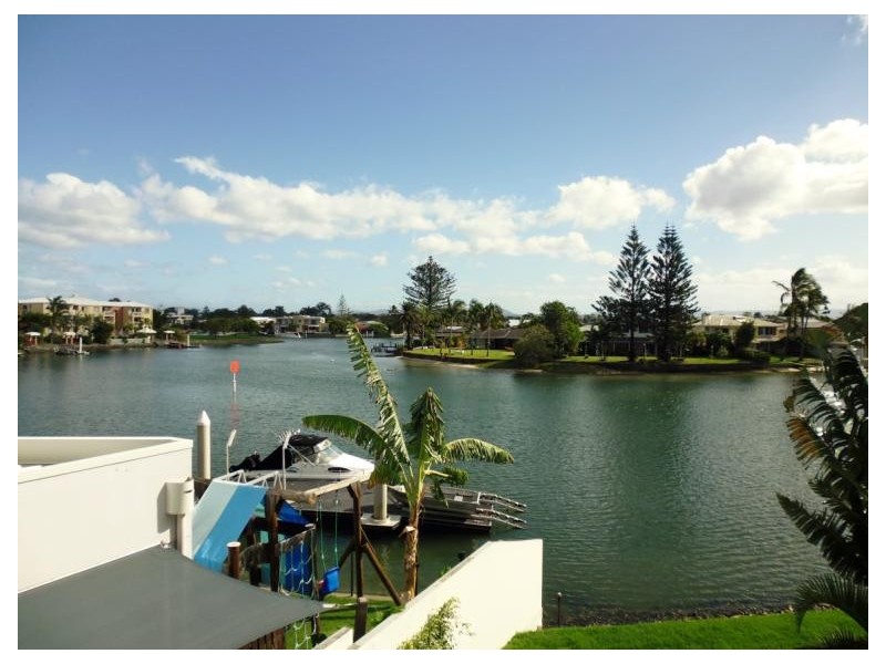16/52 Back Street, Biggera Waters QLD 4216