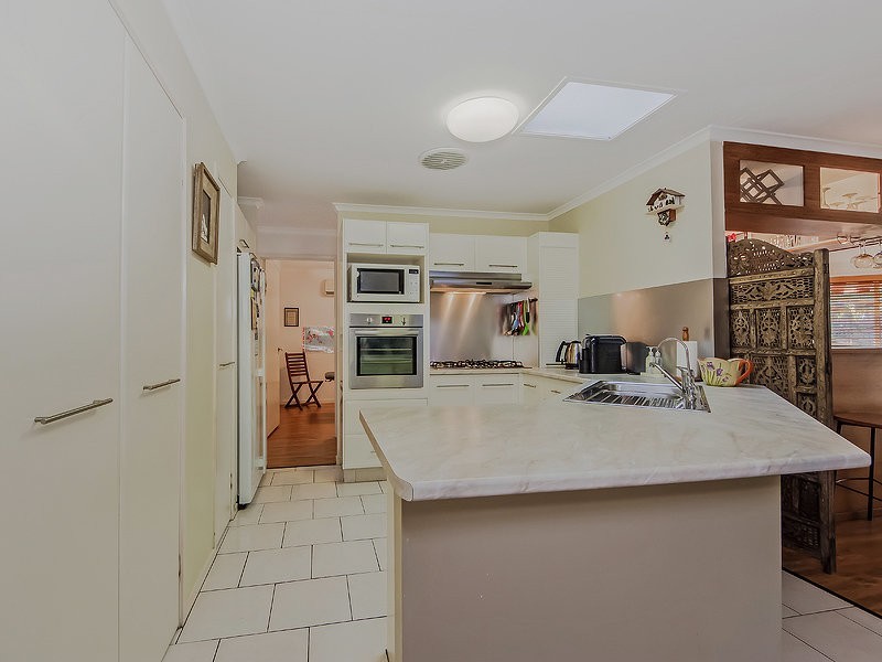 49 Cootharaba Drive, Helensvale QLD 4212