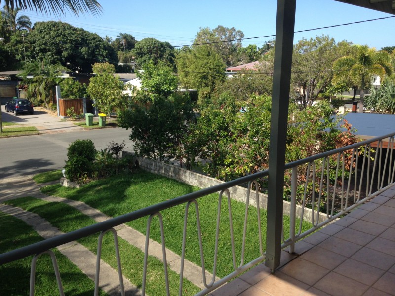 18 Goss Avenue, Labrador QLD 4215