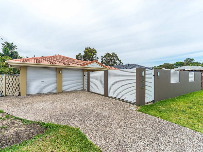 45 Poinsettia Avenue, Hollywell QLD 4216