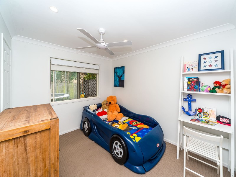 45 Poinsettia Avenue, Hollywell QLD 4216