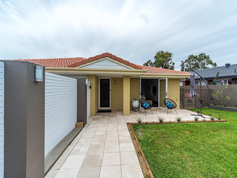 45 Poinsettia Avenue, Hollywell QLD 4216