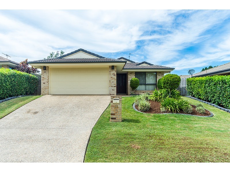 15 Matthews Crescent, Pimpama QLD 4209
