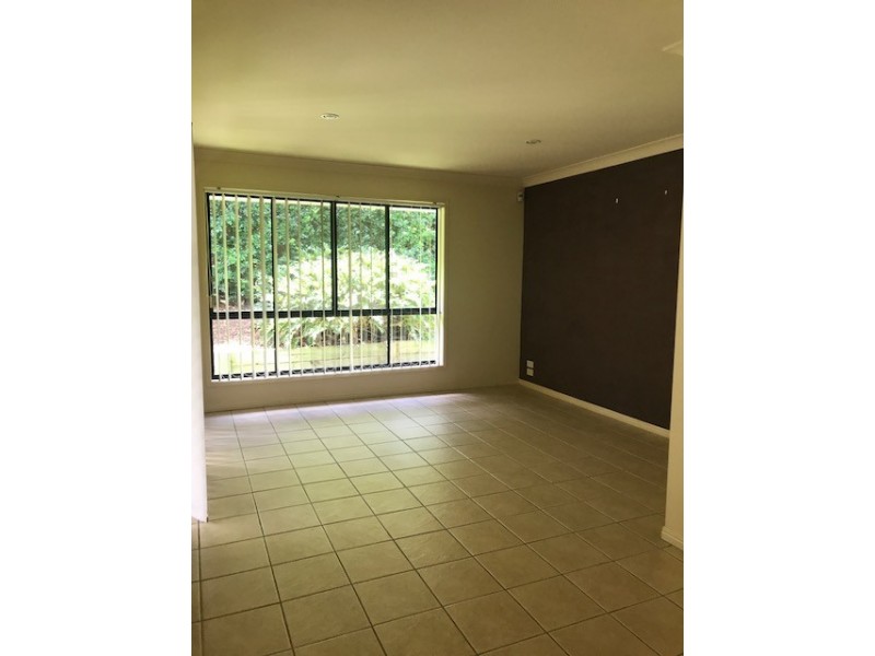 15 Matthews Crescent, Pimpama QLD 4209