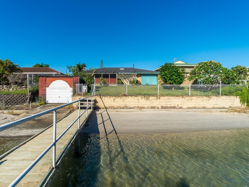 10 Bass Place, Paradise Point QLD 4216
