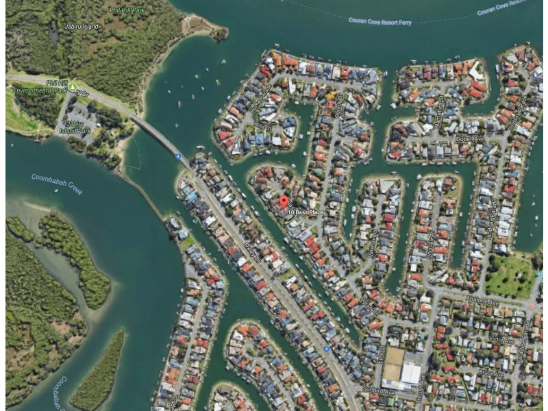 10 Bass Place, Paradise Point QLD 4216