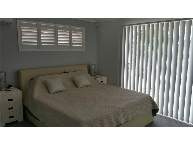 71 Limetree Parade, Runaway Bay QLD 4216