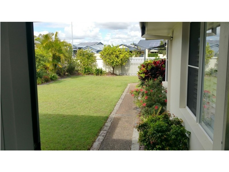 71 Limetree Parade, Runaway Bay QLD 4216