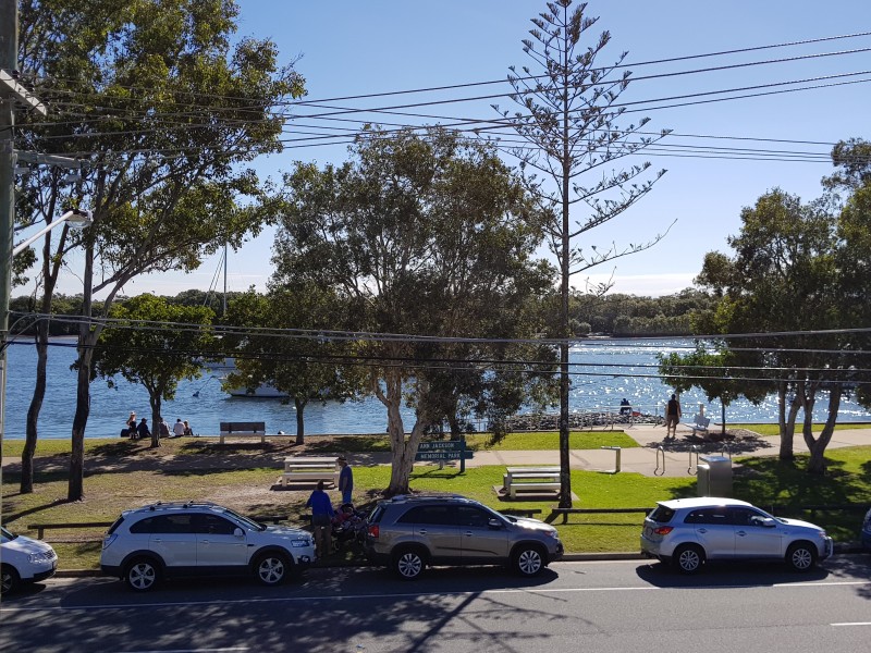 6/7 Esplanade West, Paradise Point QLD 4216