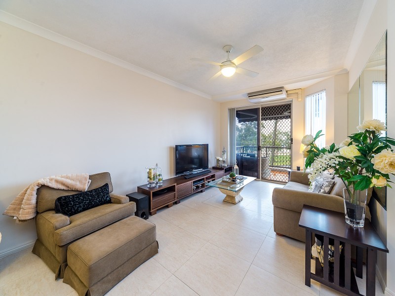 6/7 Esplanade West, Paradise Point QLD 4216