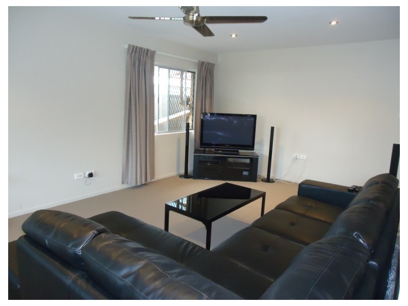 20 Goorawin Street, Runaway Bay QLD 4216