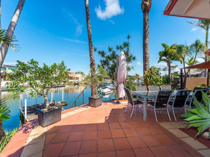 440 Oxley Drive, Runaway Bay QLD 4216