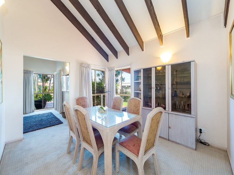 440 Oxley Drive, Runaway Bay QLD 4216