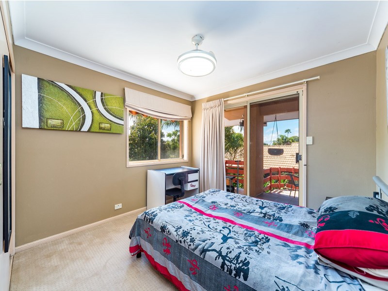 440 Oxley Drive, Runaway Bay QLD 4216