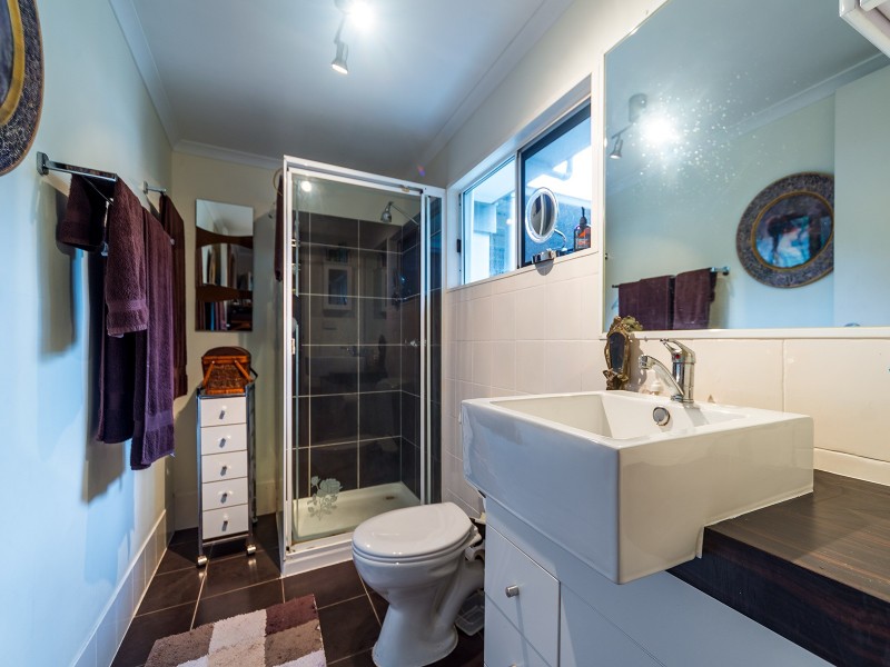 63 Nalkari Street, Coombabah QLD 4216