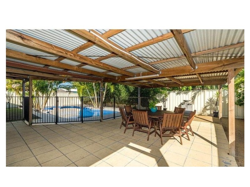 10 Menindee Avenue, Coombabah QLD 4216