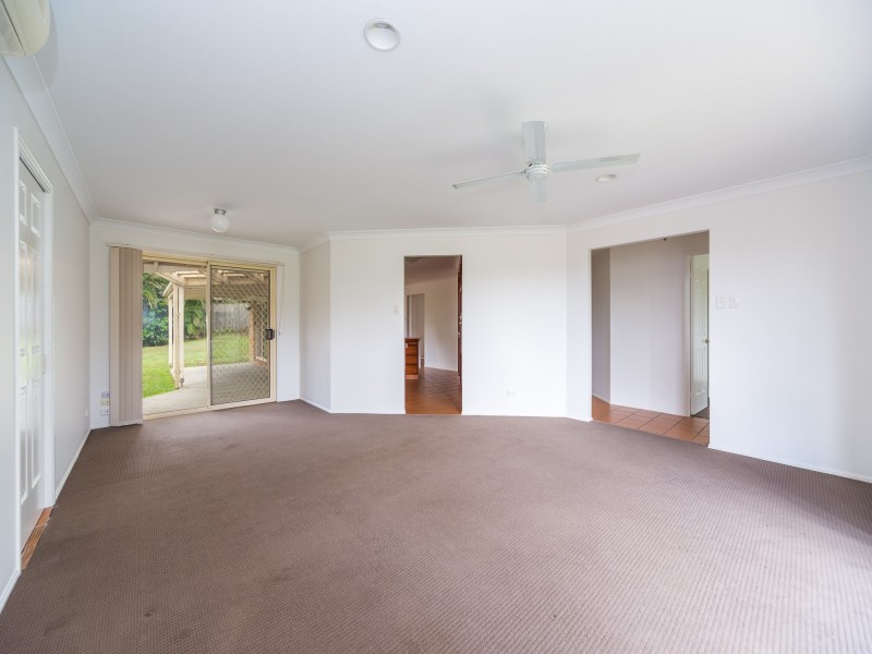 10 Gosford Court, Helensvale QLD 4212