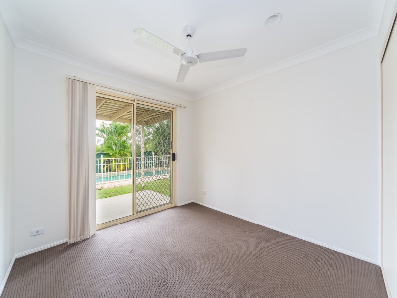 10 Gosford Court, Helensvale QLD 4212
