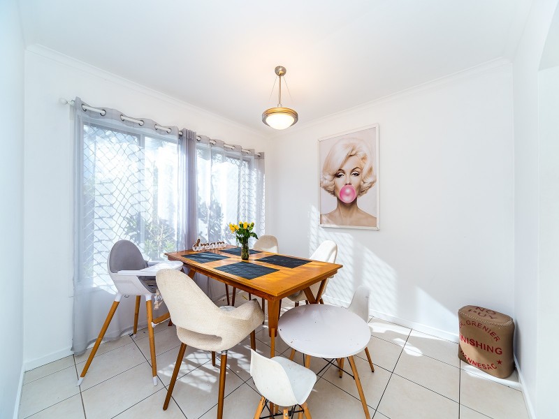 69 Jacaranda Avenue, Hollywell QLD 4216