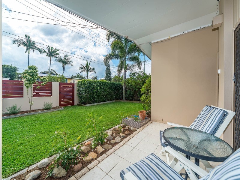 69 Jacaranda Avenue, Hollywell QLD 4216