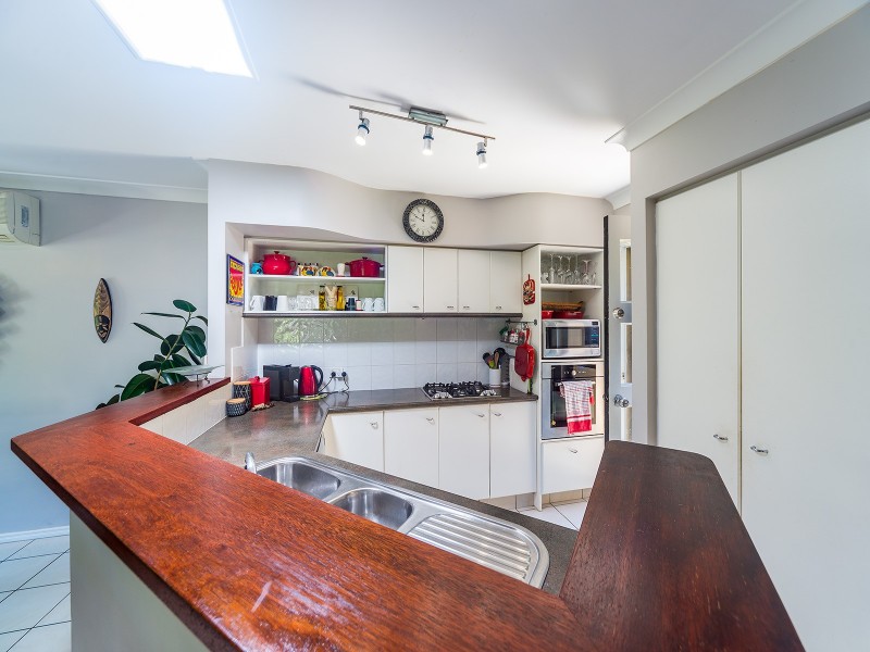 36 Myola Court, Coombabah QLD 4216