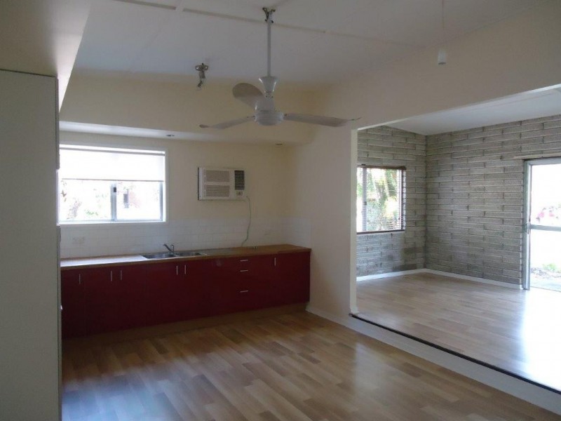 1B Tecona Avenue, Hollywell QLD 4216