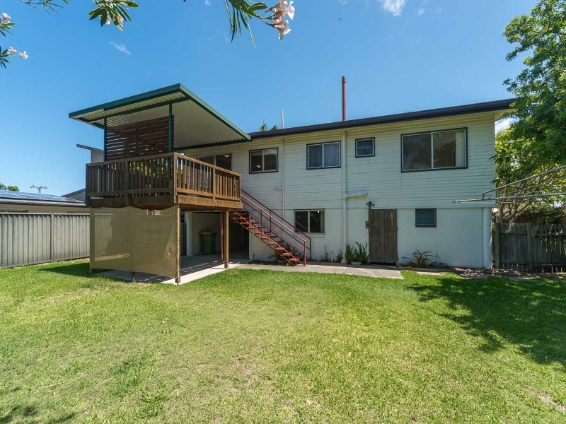 3 Kennedy Street, Biggera Waters QLD 4216